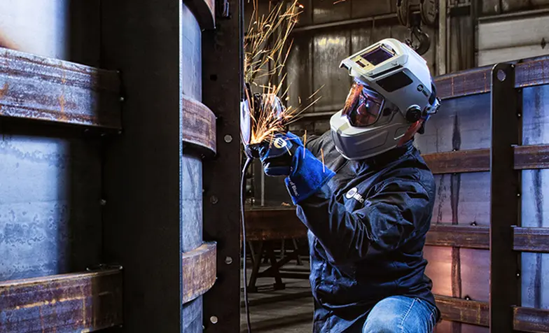 راهنمای خرید لباس کار نسوز